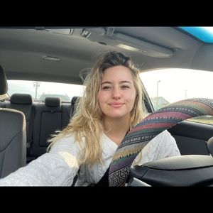 Meet your Posher, Alijah